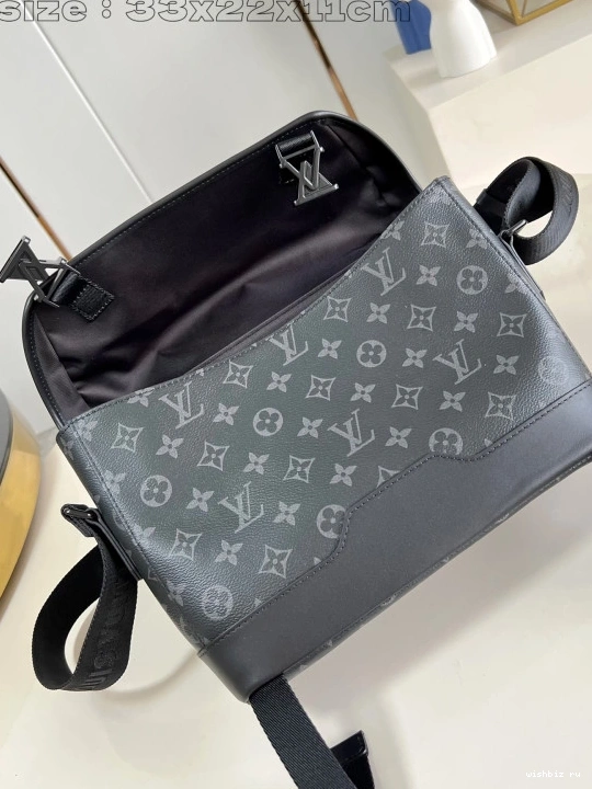 WIS Messenger PM-33*22.5*11CM VUITTON Voyager LOUIS 0907